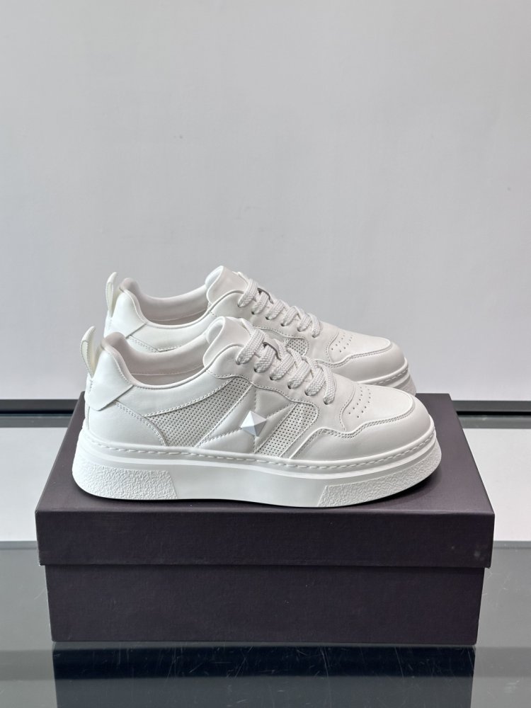 Sneakers men's