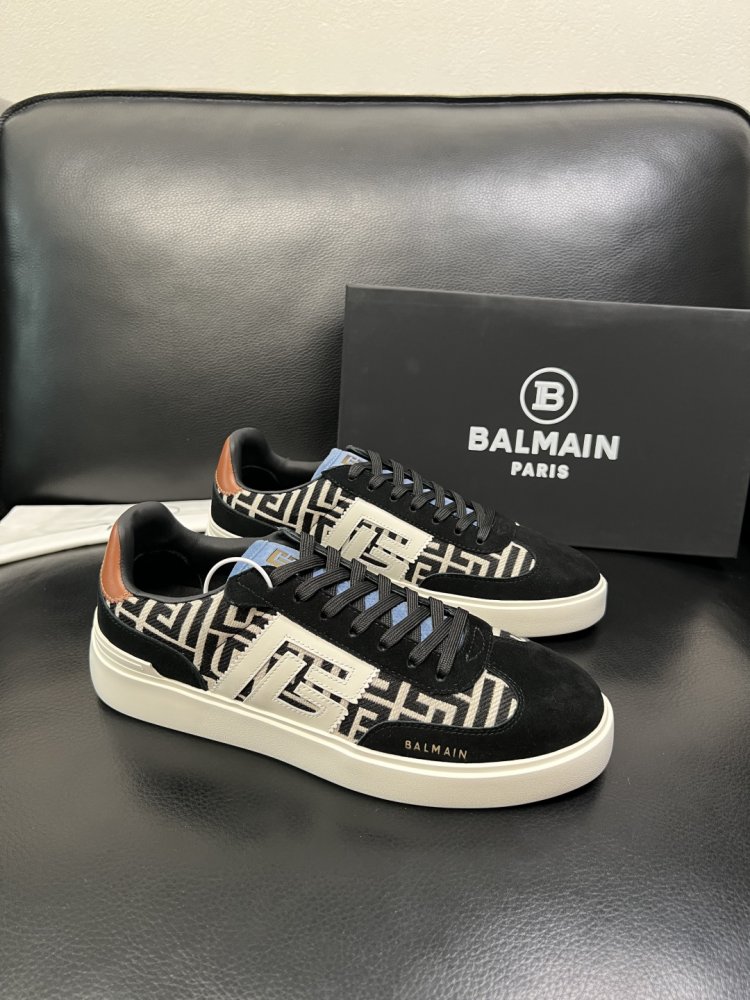 Sneakers men's