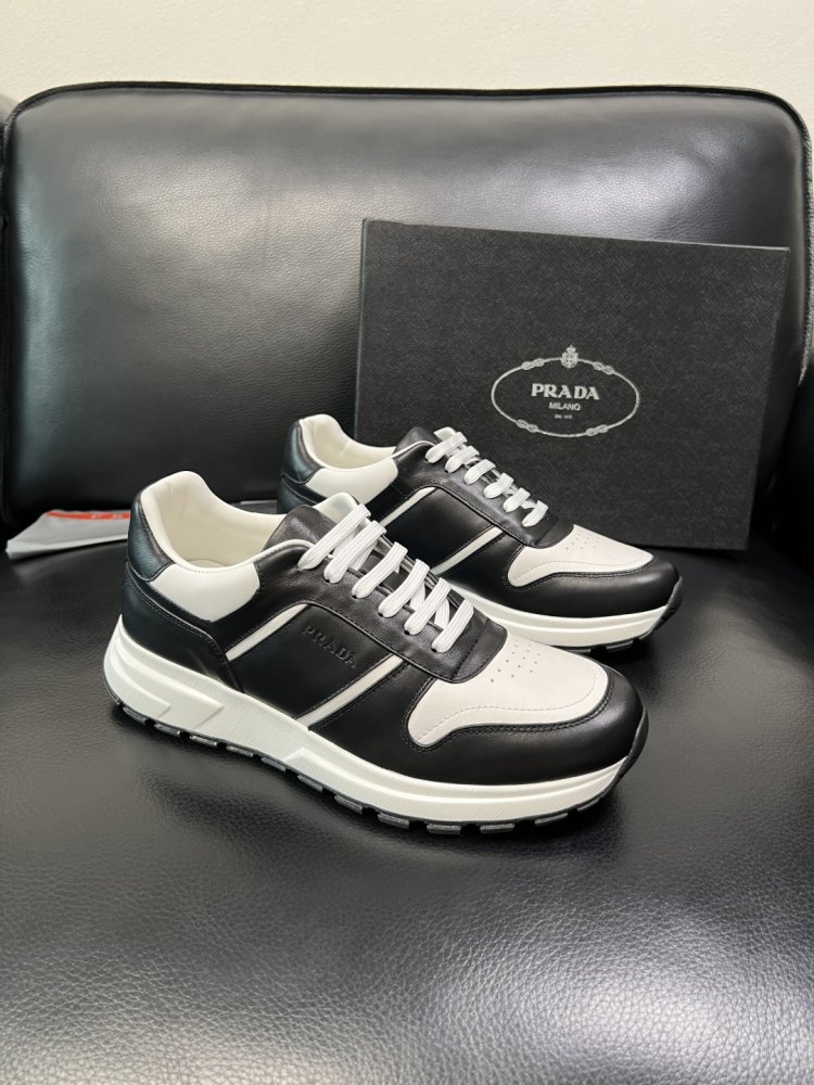 Sneakers men's
