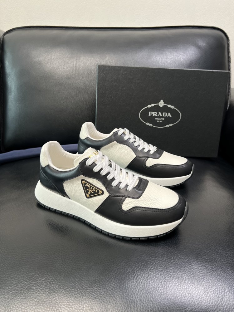 Sneakers men's
