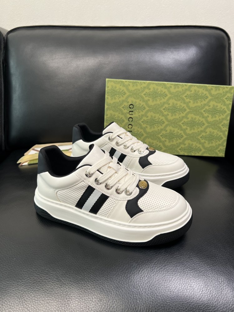 Sneakers men's