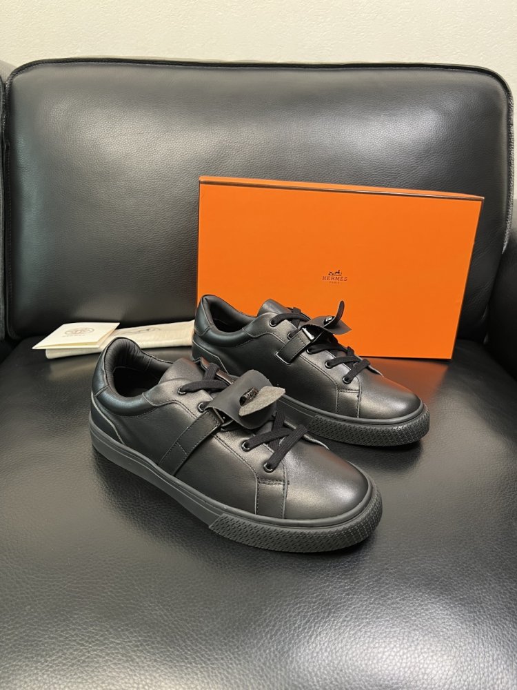 Кроссовки мужские