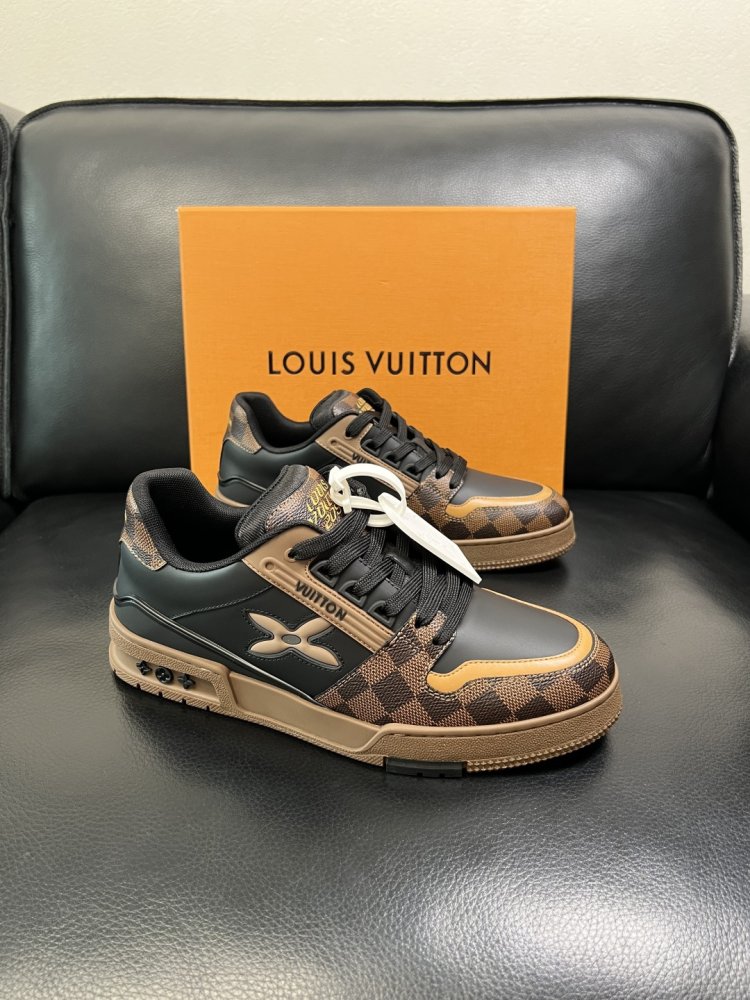 Sneakers men's