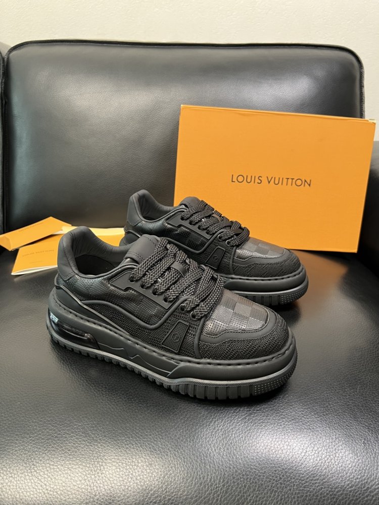 Sneakers men's