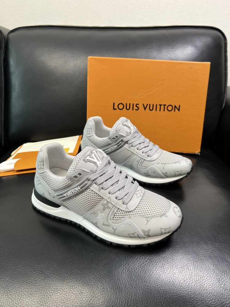 Sneakers men's