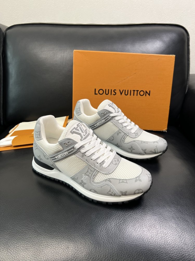 Sneakers men's