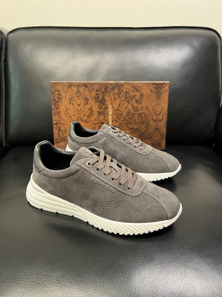 Sneakers men's