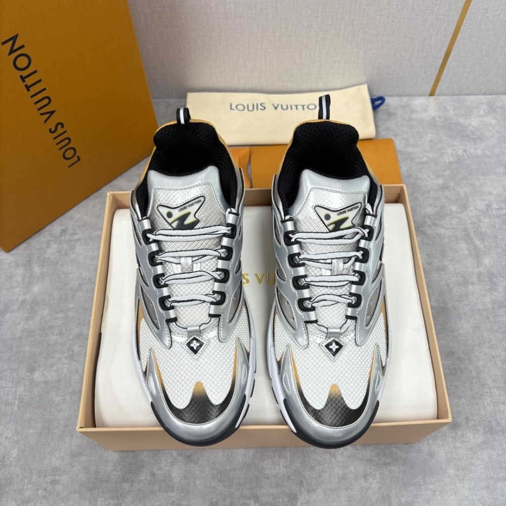 Кросівки чоловічі фото 2