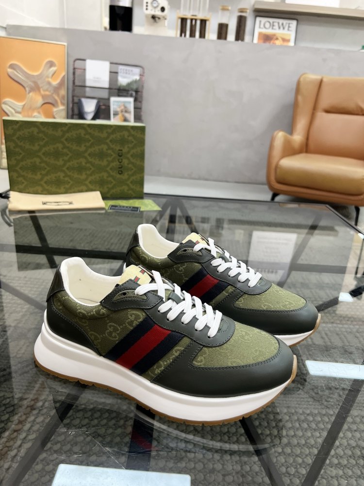 Кросівки чоловічі фото 2