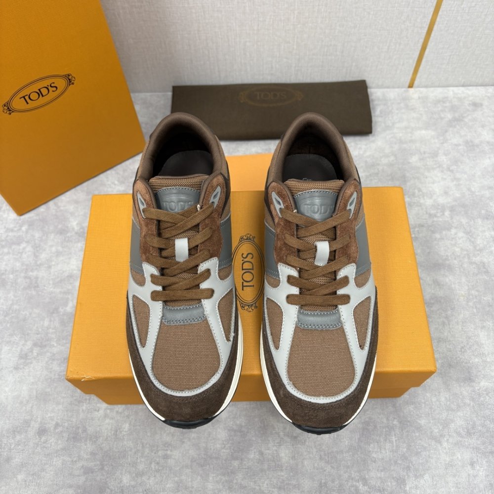 Кросівки чоловічі фото 2