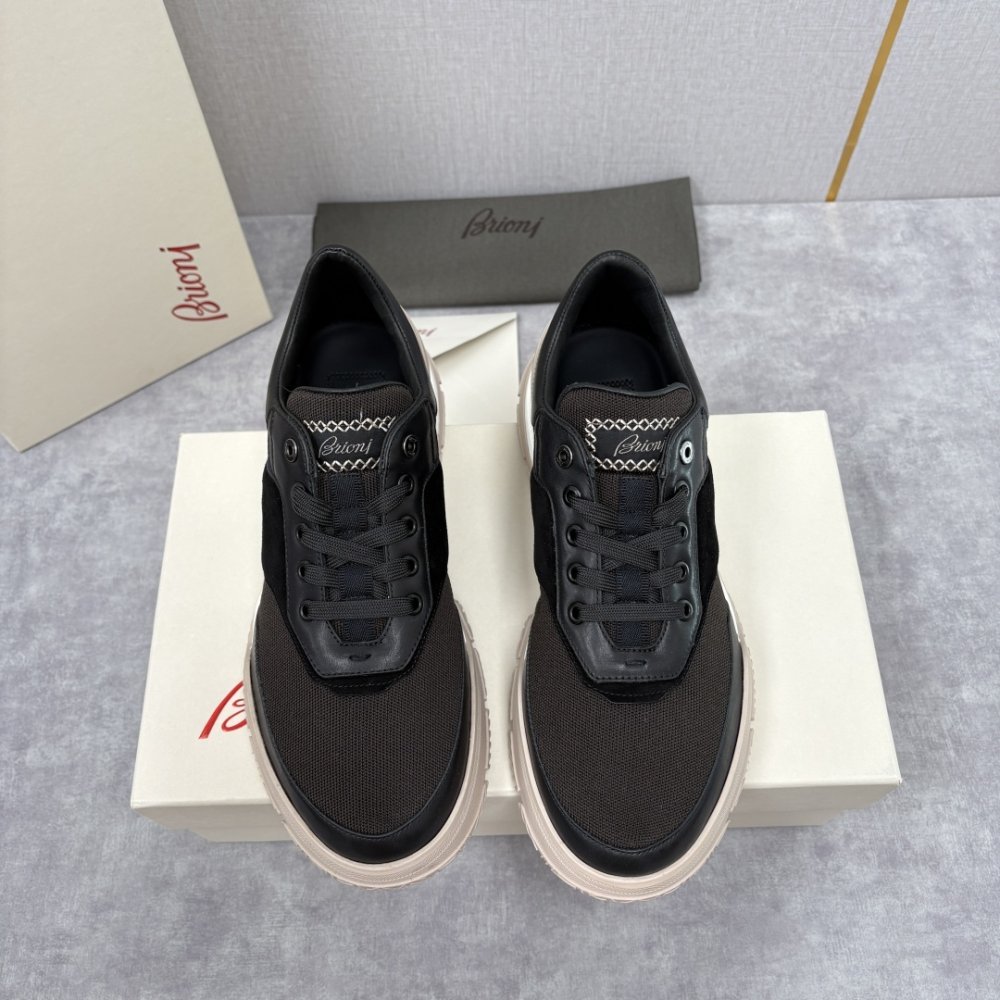 Кросівки чоловічі фото 2