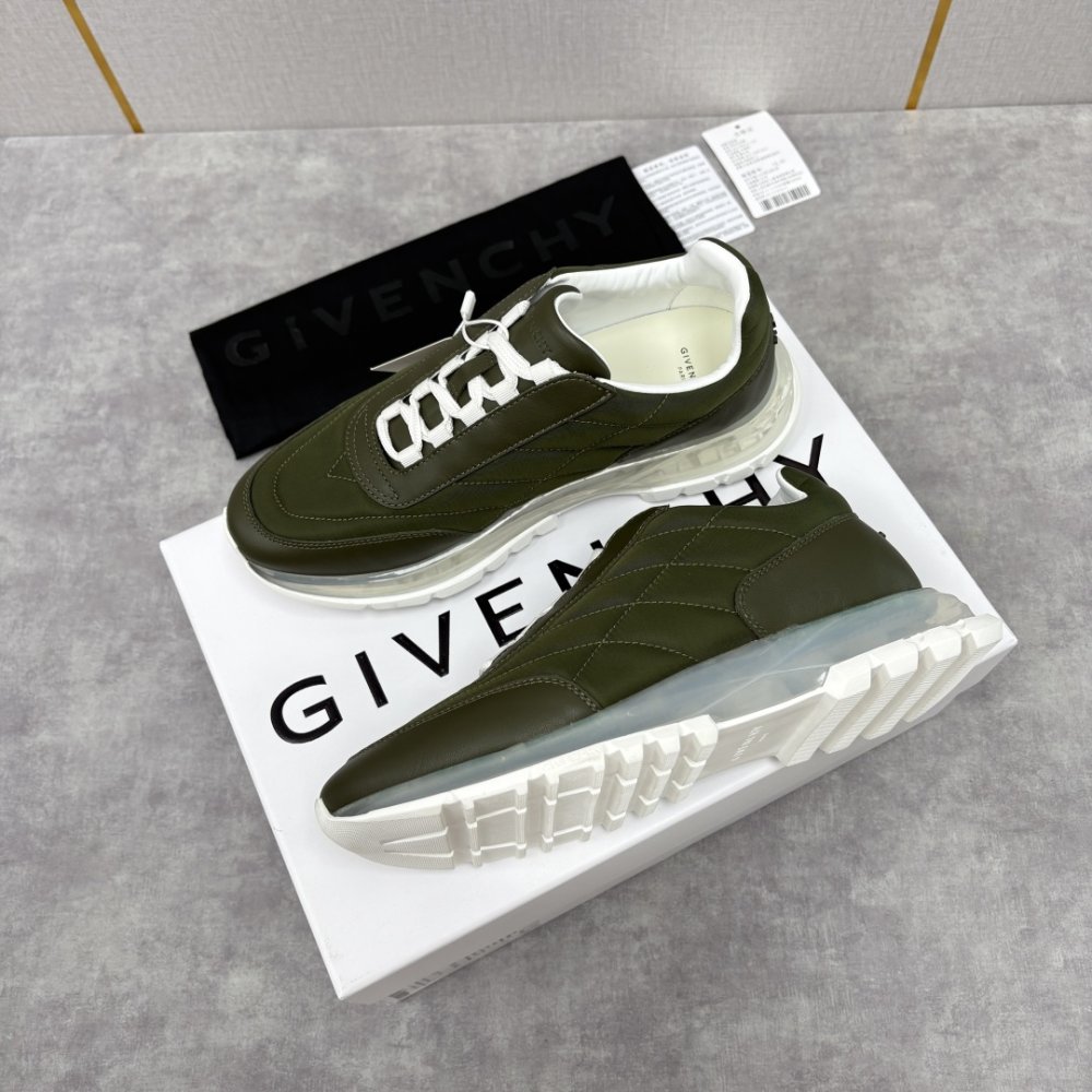 Кросівки чоловічі фото 2