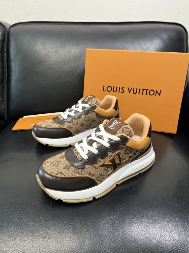 Кросівки чоловічі фото 2