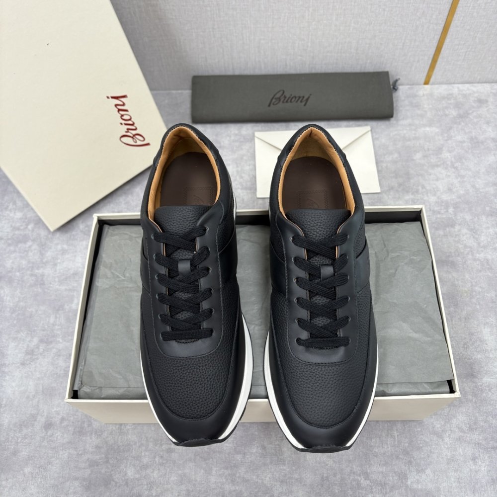 Кросівки чоловічі фото 2