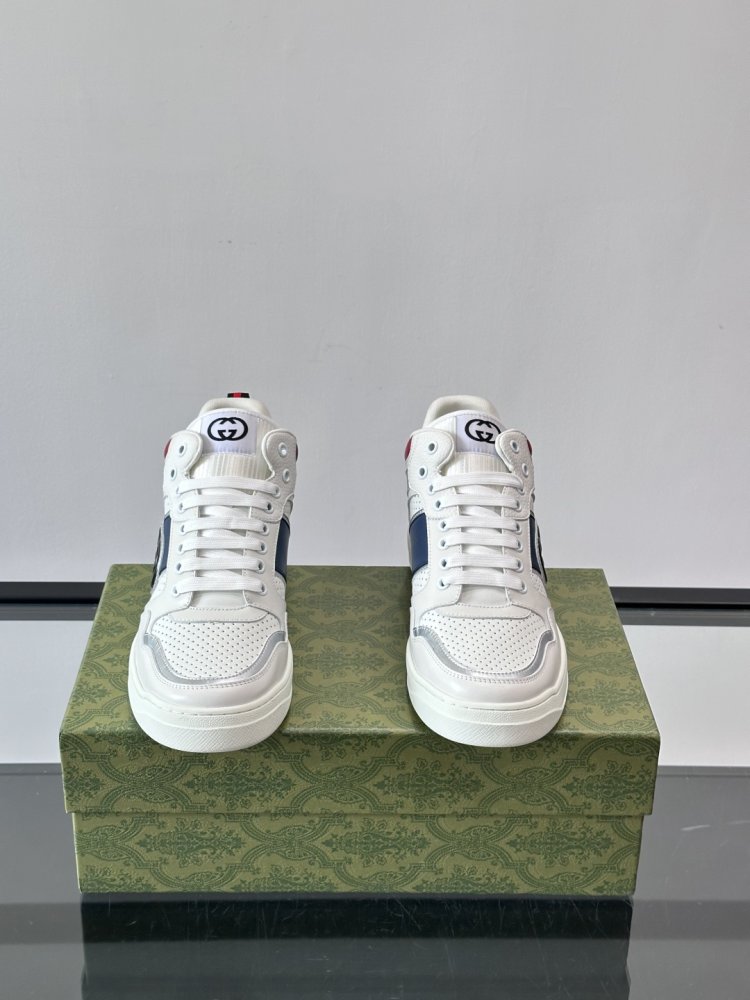 Кросівки чоловічі фото 2