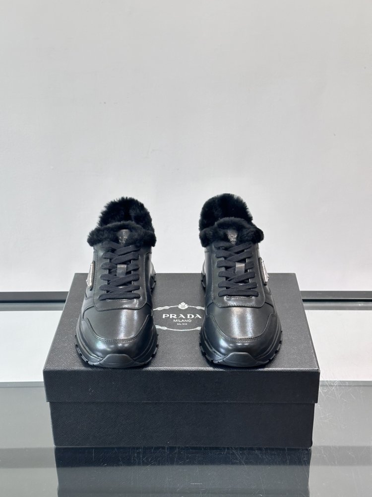 Кросівки чоловічі фото 2