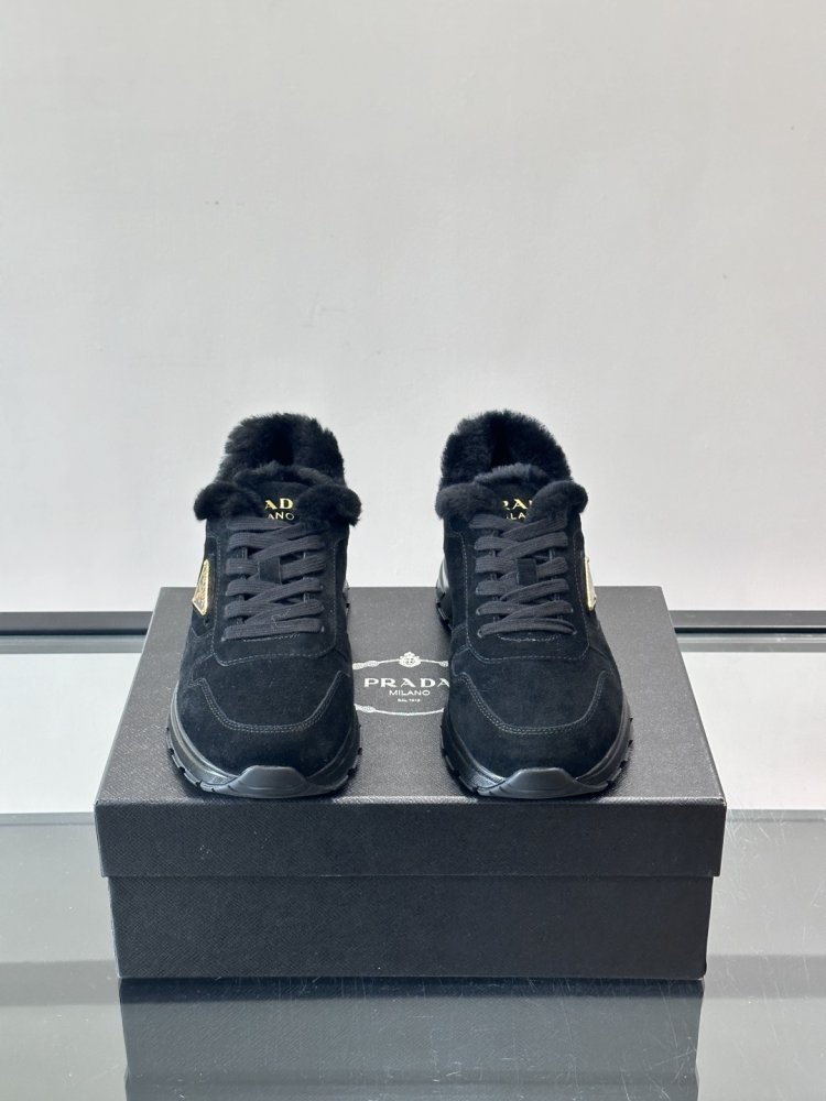 Кросівки чоловічі фото 2