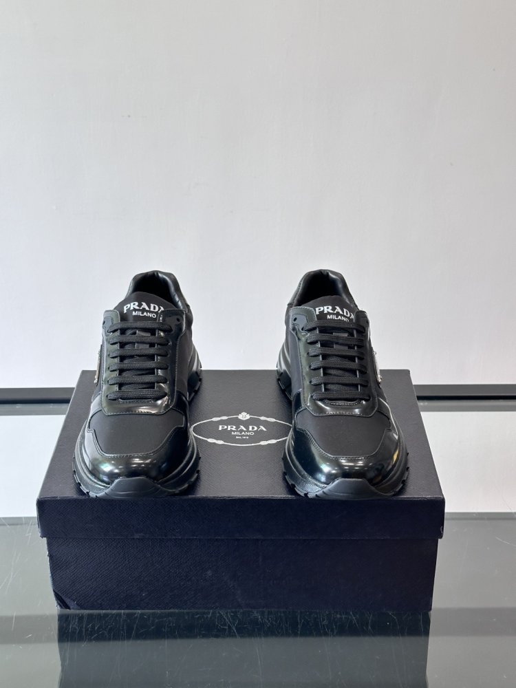 Кросівки чоловічі фото 2