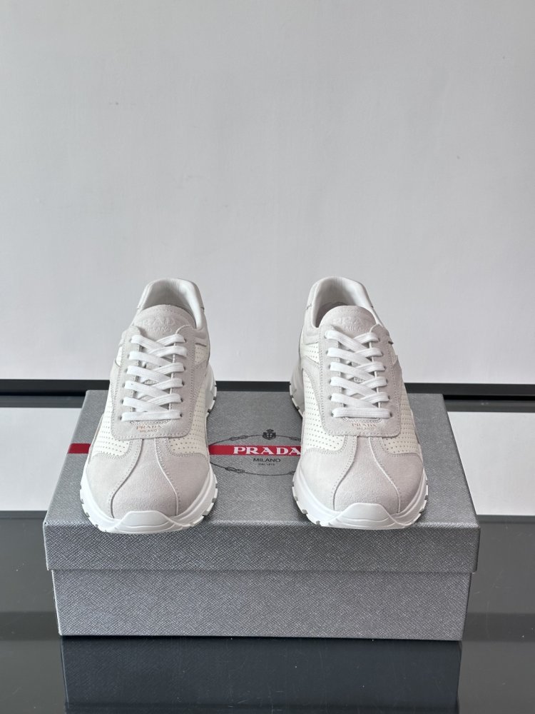 Кросівки чоловічі фото 2