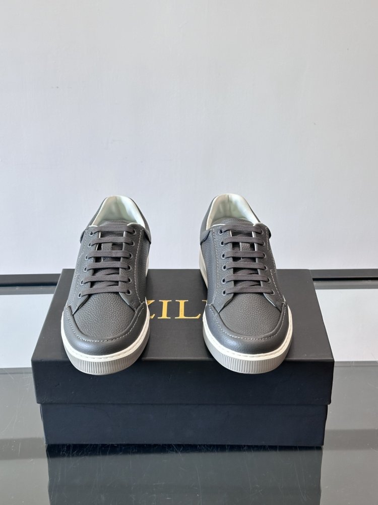 Кросівки чоловічі фото 2