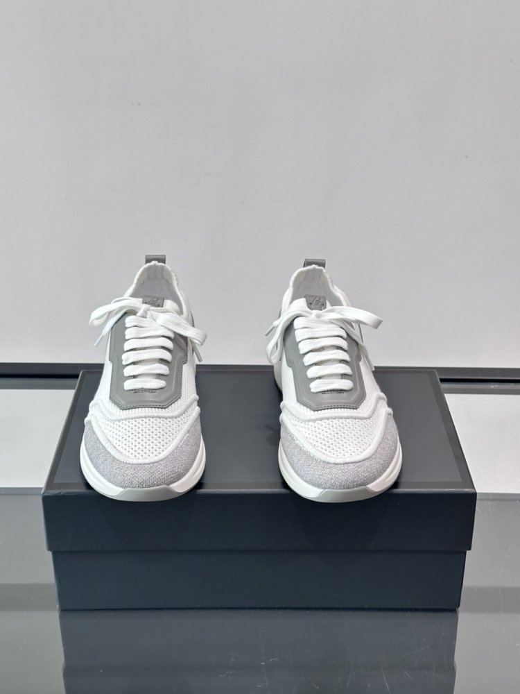 Кросівки чоловічі фото 2