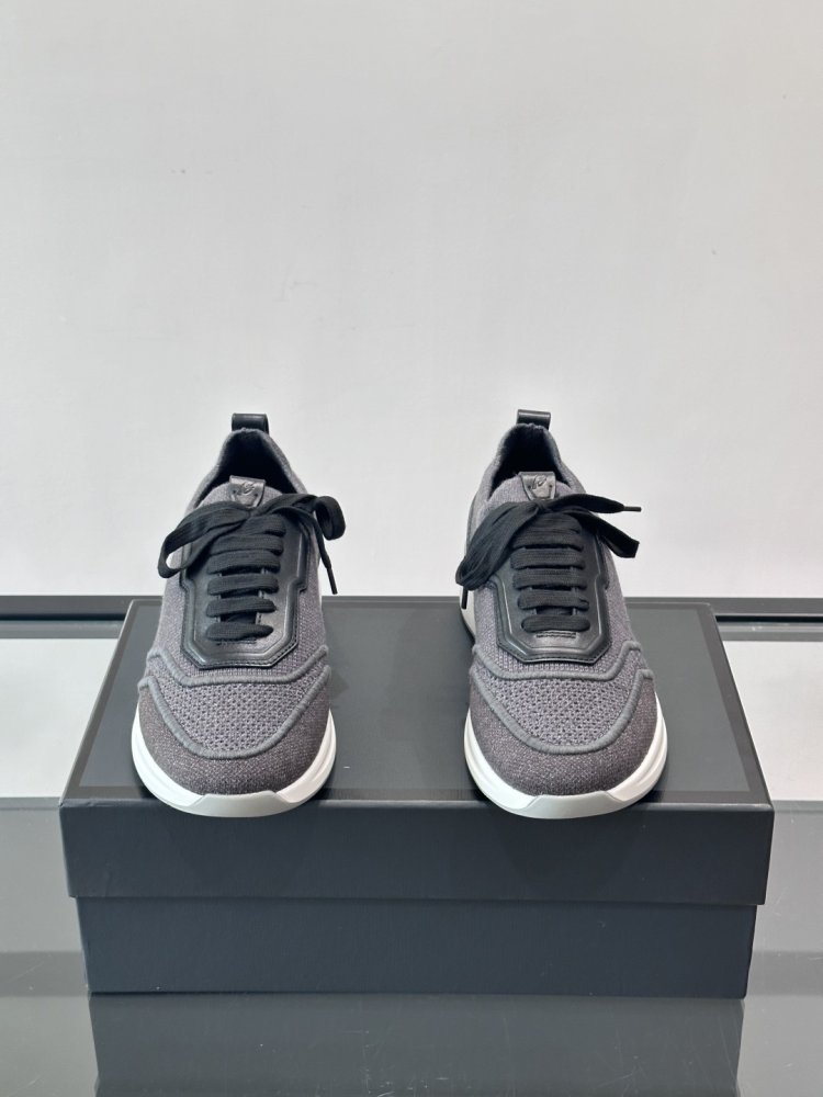 Кросівки чоловічі фото 2