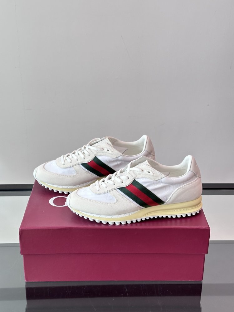 Кросівки чоловічі фото 3