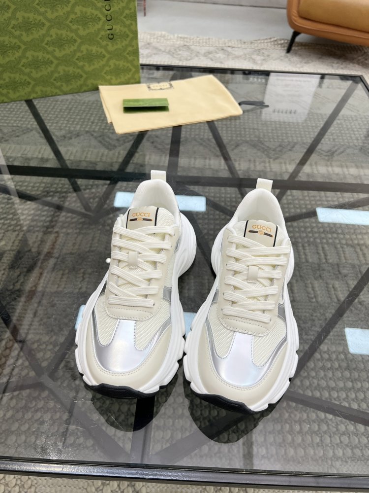 Кросівки чоловічі фото 3