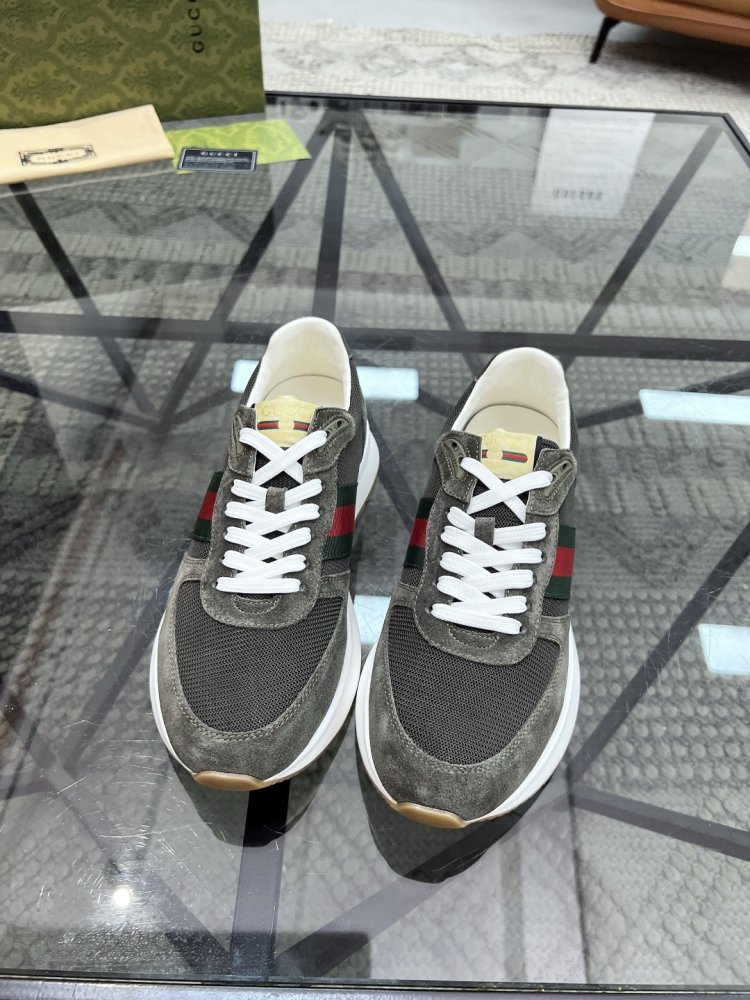 Кросівки чоловічі фото 3