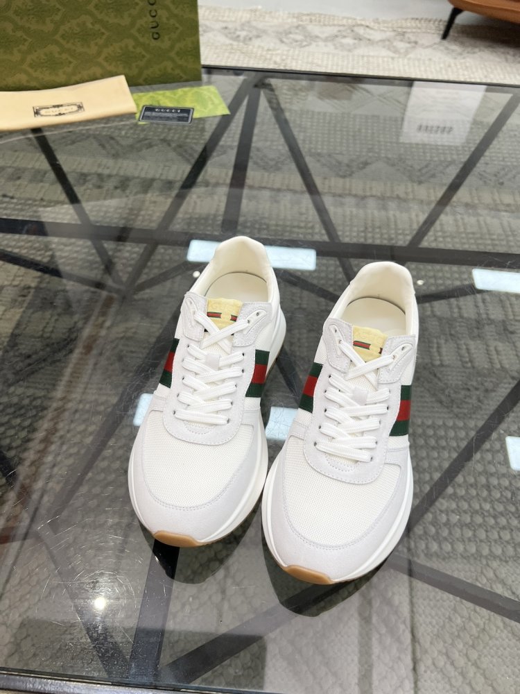 Кросівки чоловічі фото 3