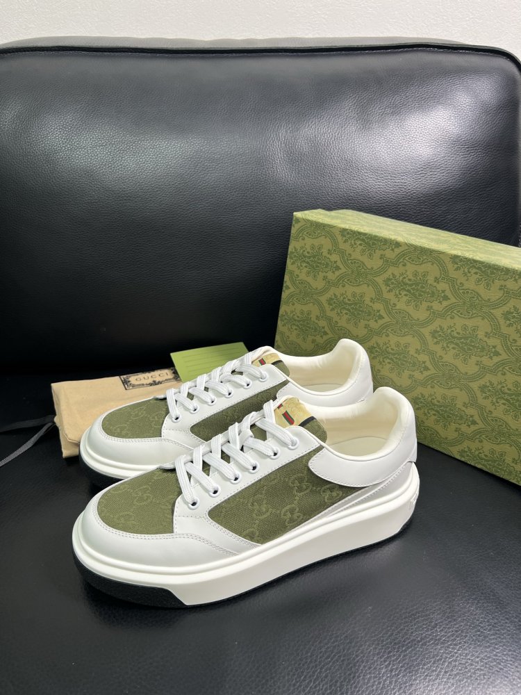 Кросівки чоловічі фото 3