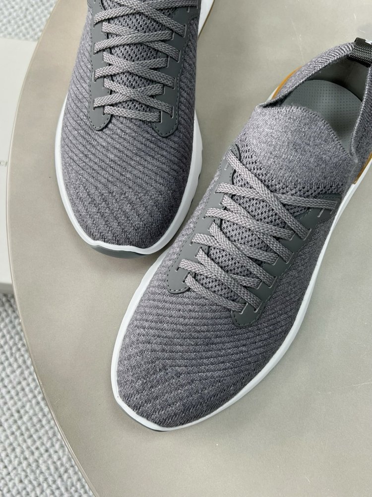 Кросівки чоловічі фото 3