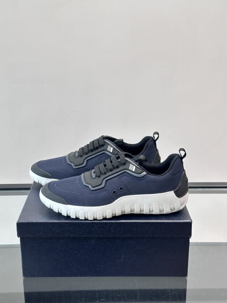 Кросівки чоловічі фото 3