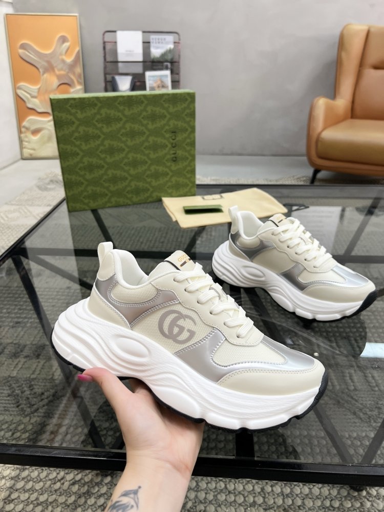 Кросівки чоловічі фото 4