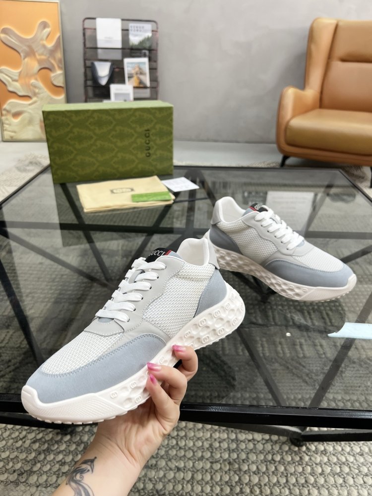 Кросівки чоловічі фото 4