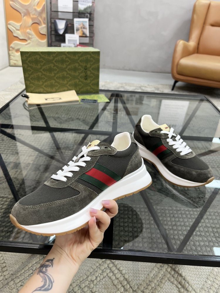 Кросівки чоловічі фото 4