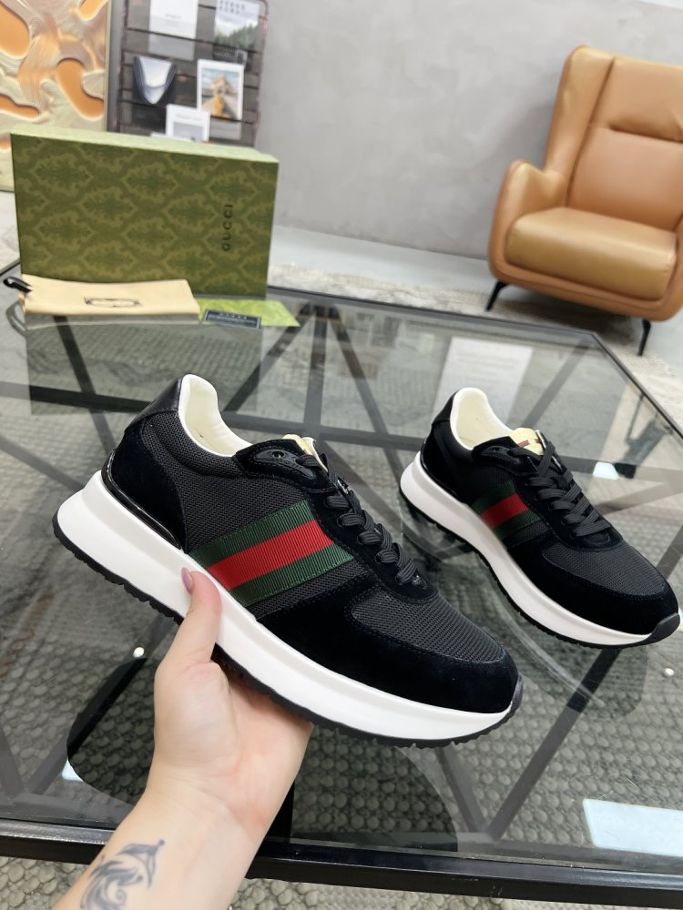 Кросівки чоловічі фото 4