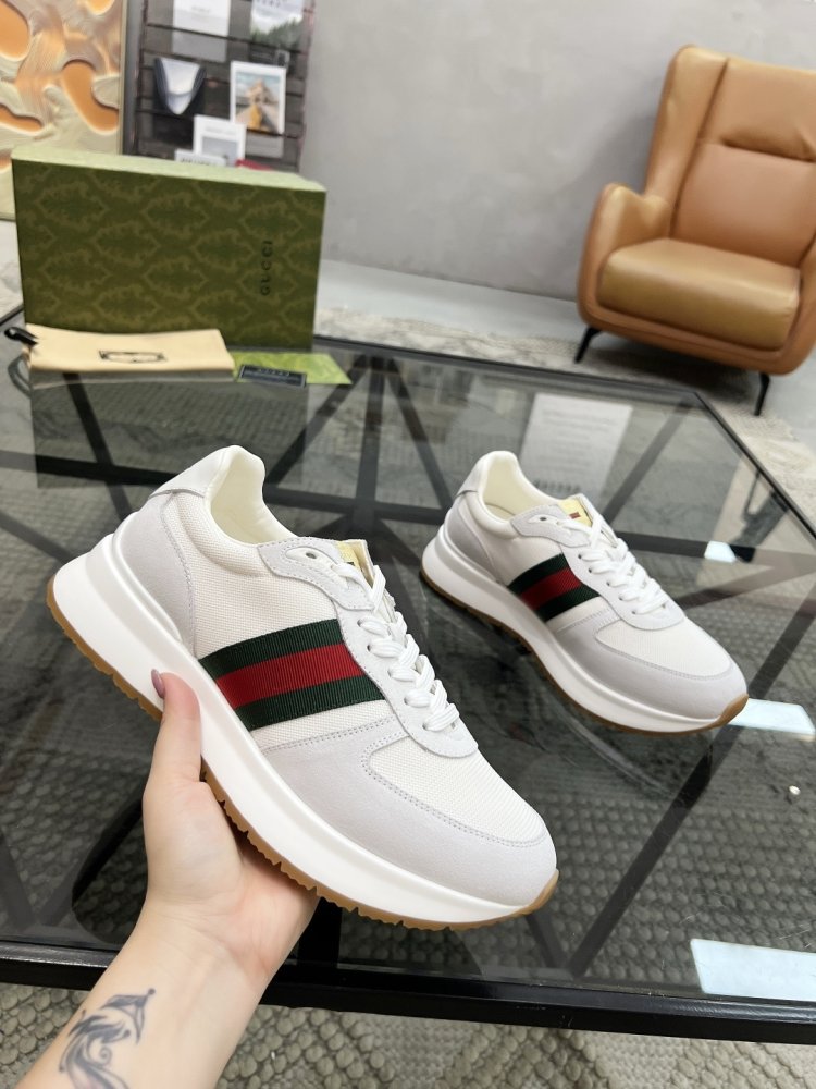 Кросівки чоловічі фото 4