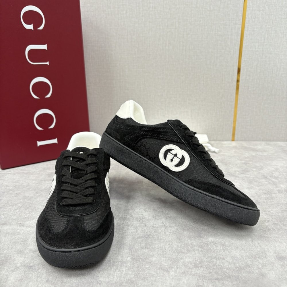 Кросівки чоловічі фото 4