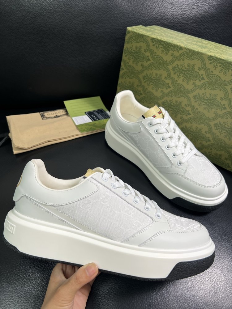 Кросівки чоловічі фото 4