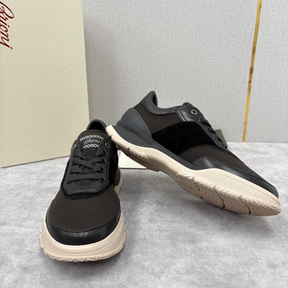 Кросівки чоловічі фото 4