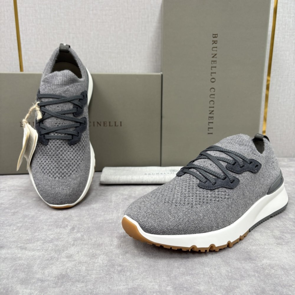 Кросівки чоловічі фото 4