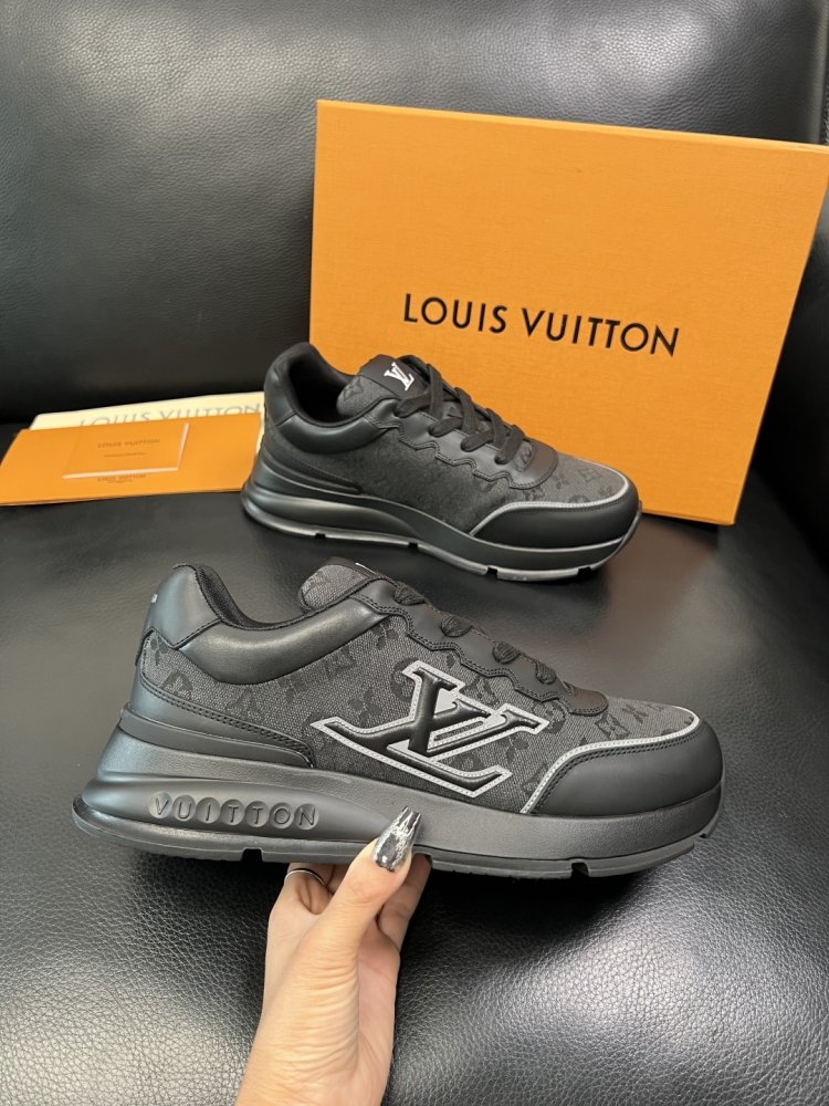 Кросівки чоловічі фото 4