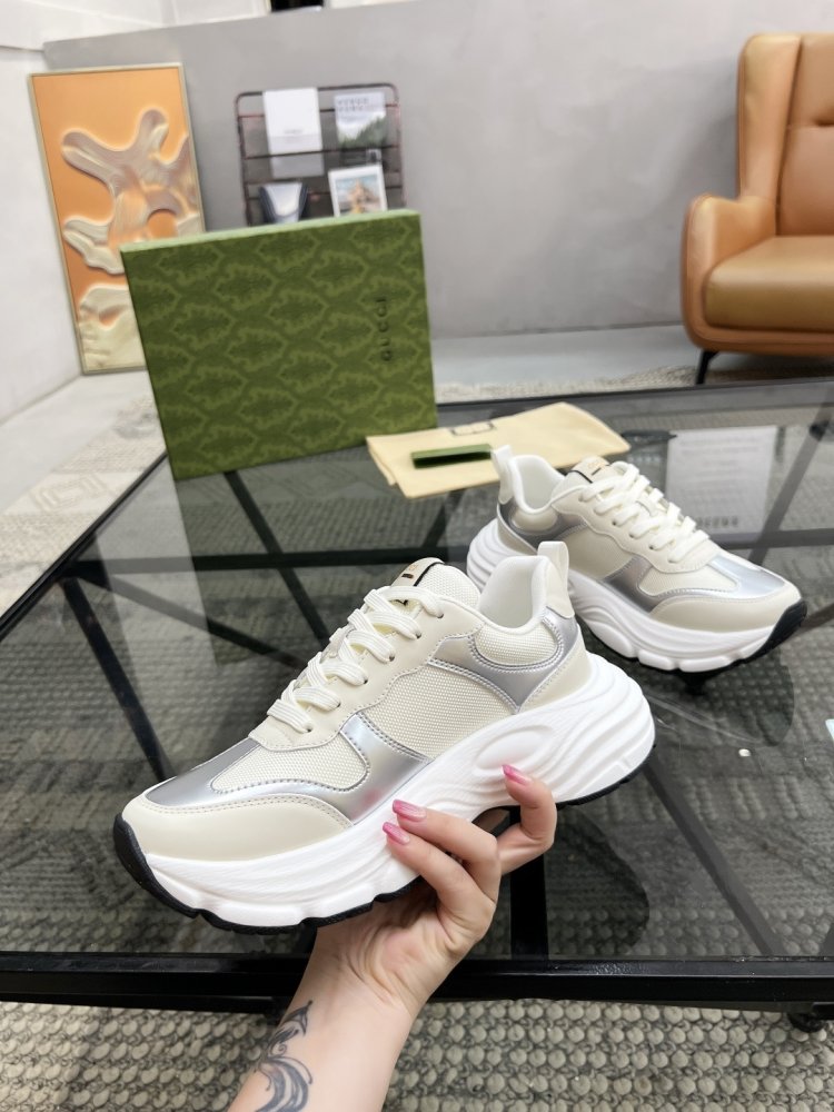 Кросівки чоловічі фото 5