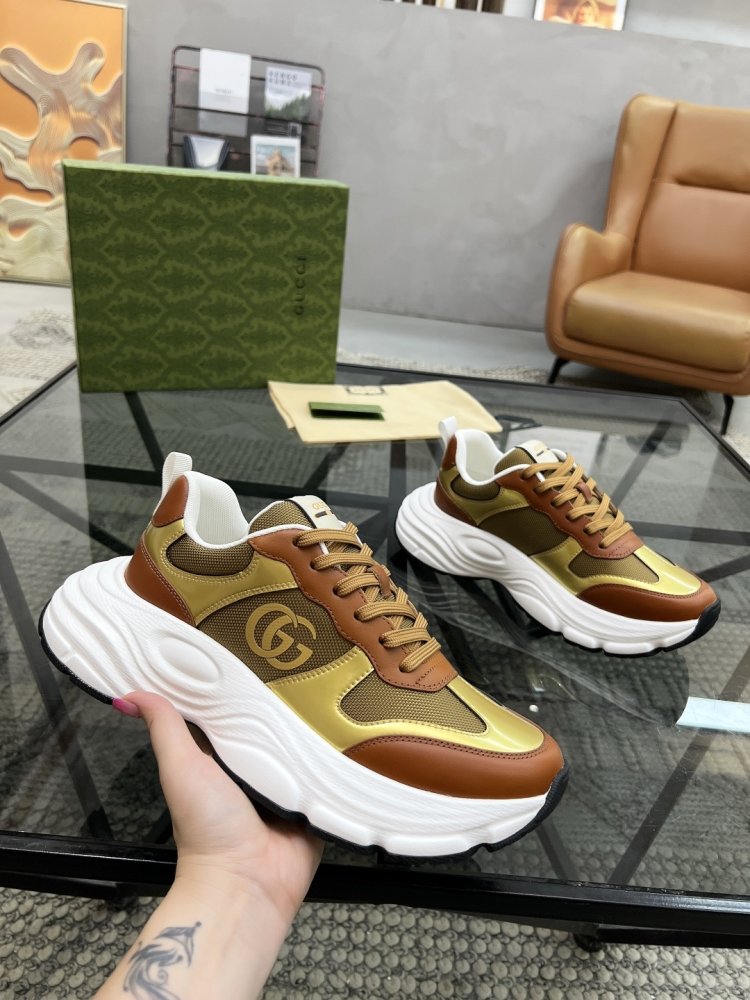 Кросівки чоловічі фото 5