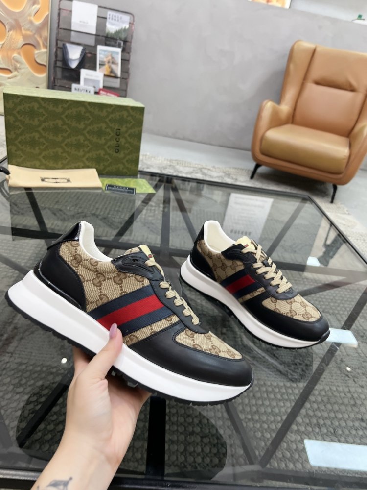 Кросівки чоловічі фото 5