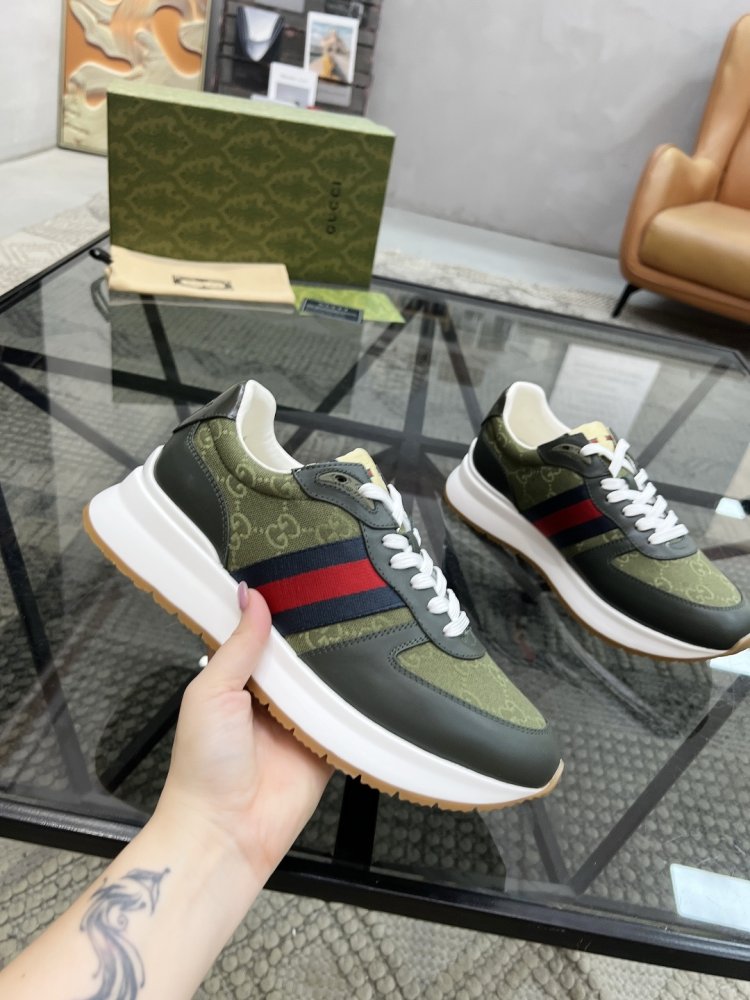 Кросівки чоловічі фото 5