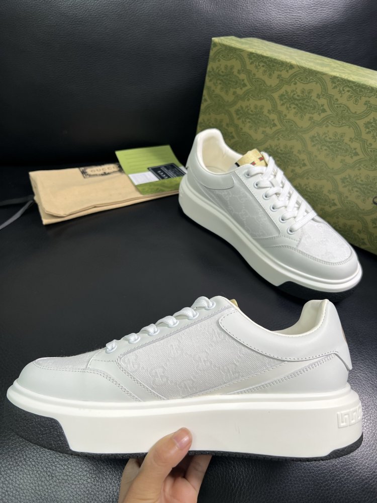 Кросівки чоловічі фото 5