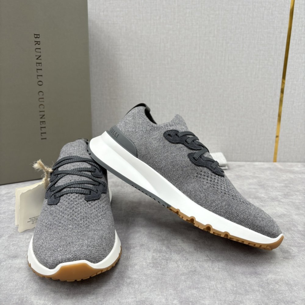 Кросівки чоловічі фото 5