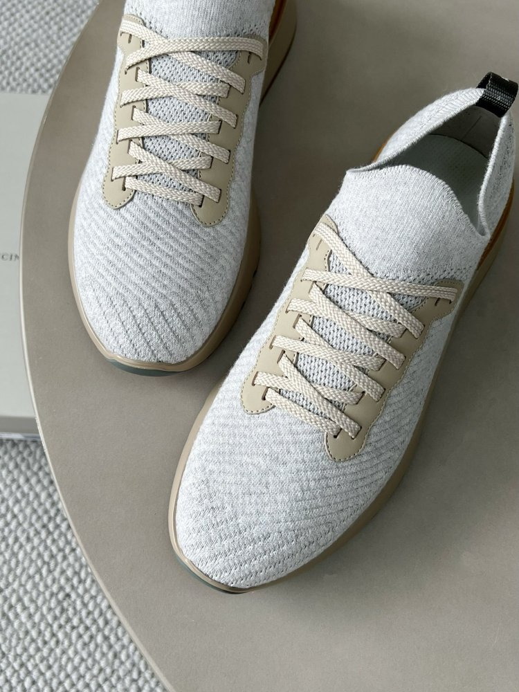 Кросівки чоловічі фото 5